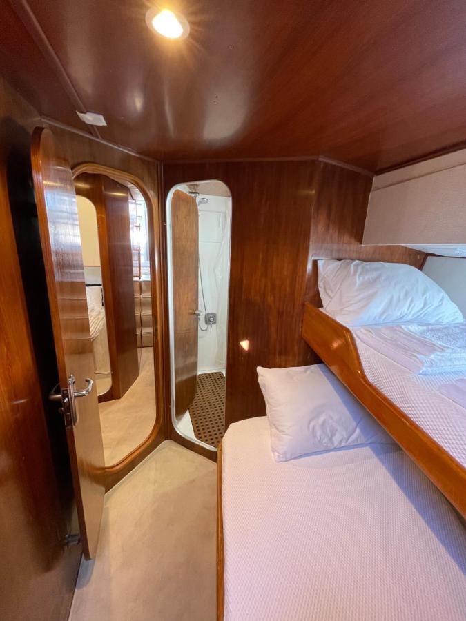Infantman Yatch Hotel Vila Nova de Gaia Kültér fotó