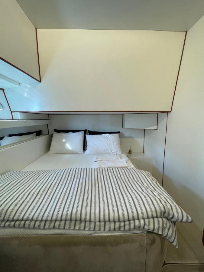 Infantman Yatch Hotel Vila Nova de Gaia Kültér fotó