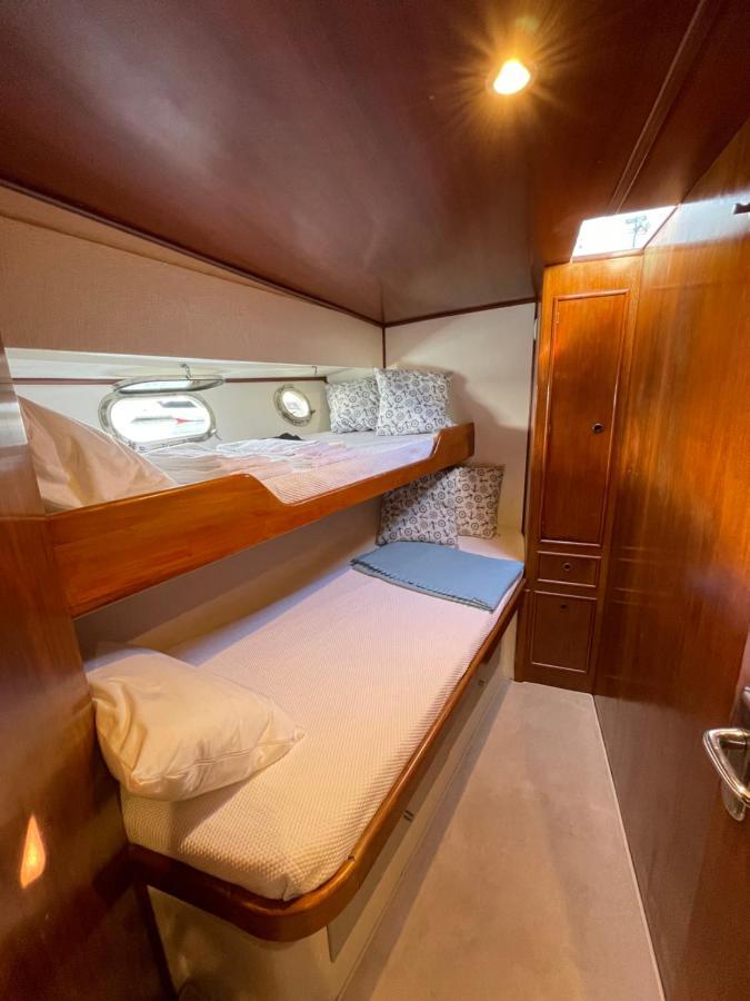 Infantman Yatch Hotel Vila Nova de Gaia Kültér fotó