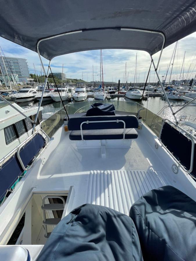 Infantman Yatch Hotel Vila Nova de Gaia Kültér fotó