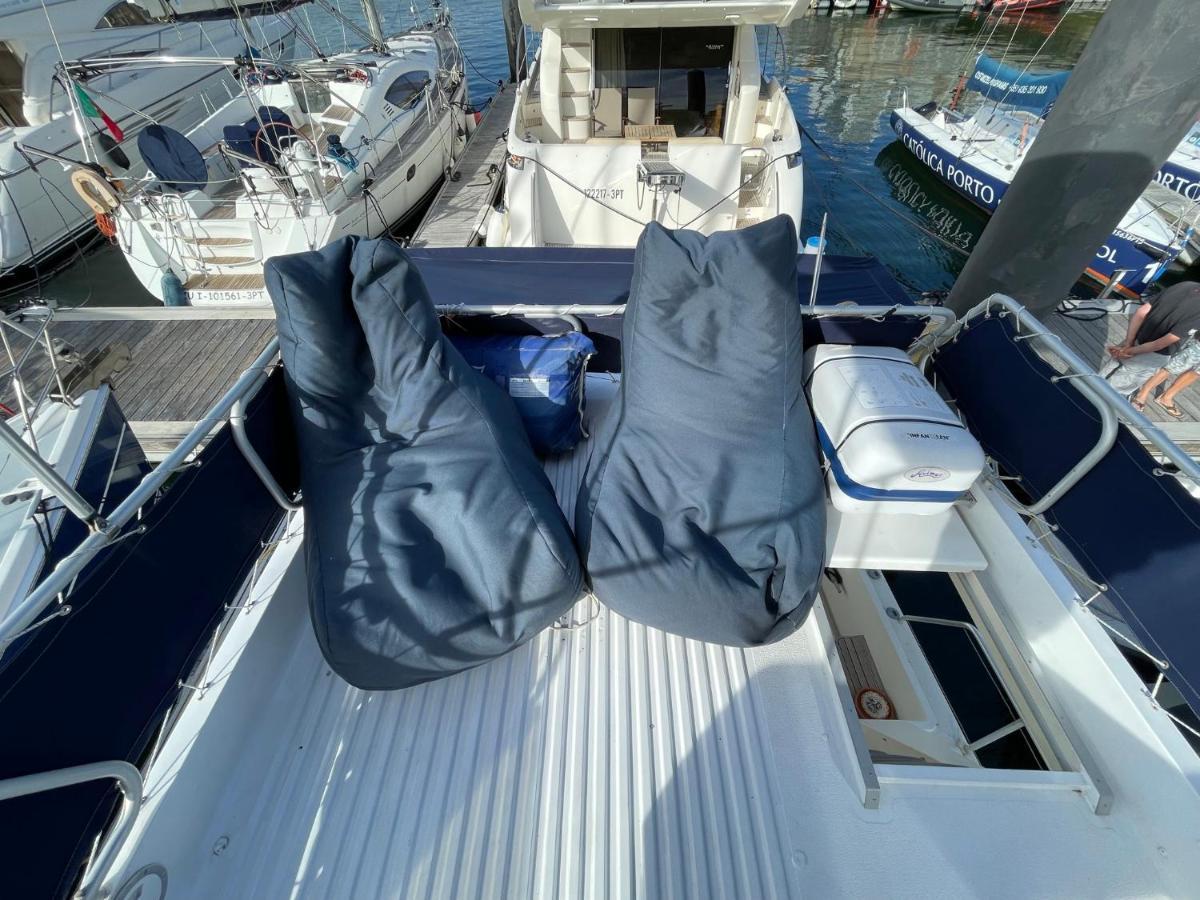 Infantman Yatch Hotel Vila Nova de Gaia Kültér fotó
